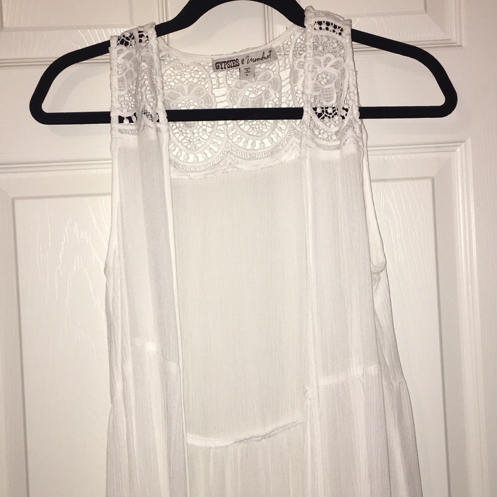 White Comono